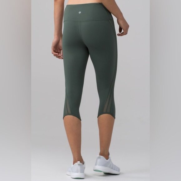 Lululemon Sun Setter Crop (17”)Dark Forest - Picture 2 of 12